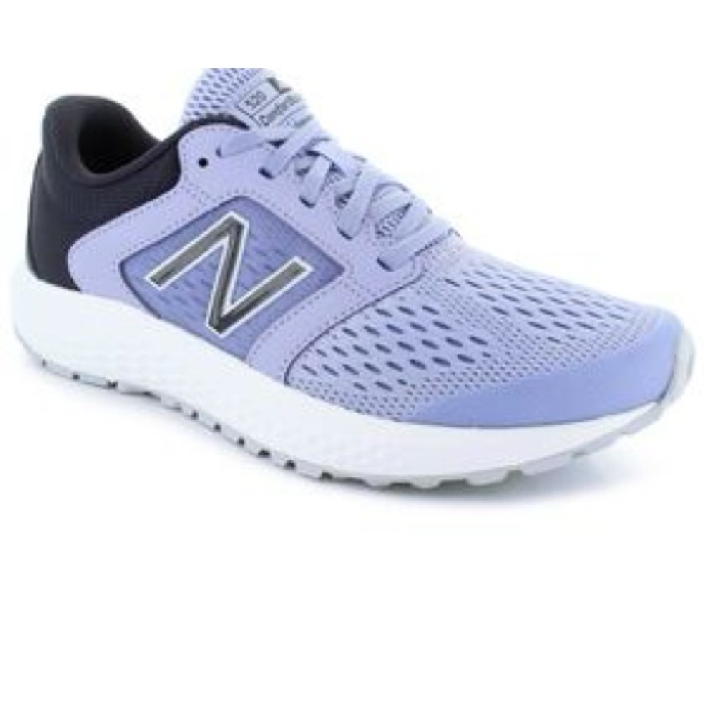 Gently used, worn 3 or 4 times! Comfortable! Paring down my shoes.